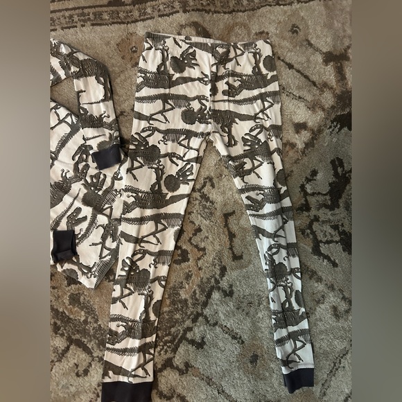 Carter's Black and White Pajama Set - Picture 3 of 4